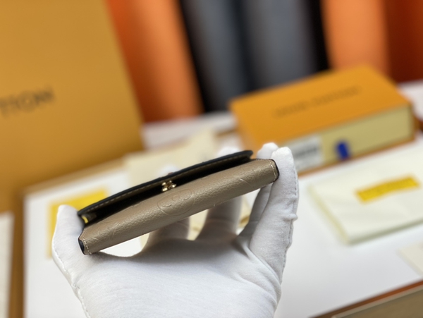 LVコピーウォレット内部構造